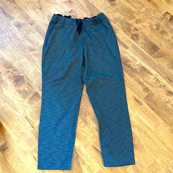 lululemon athletica Pants - Lululemon On the Fly Heather Grey Pants.